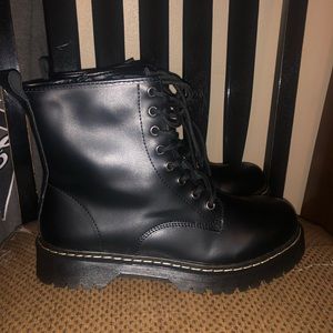 Her Icon from Lolas boutique.